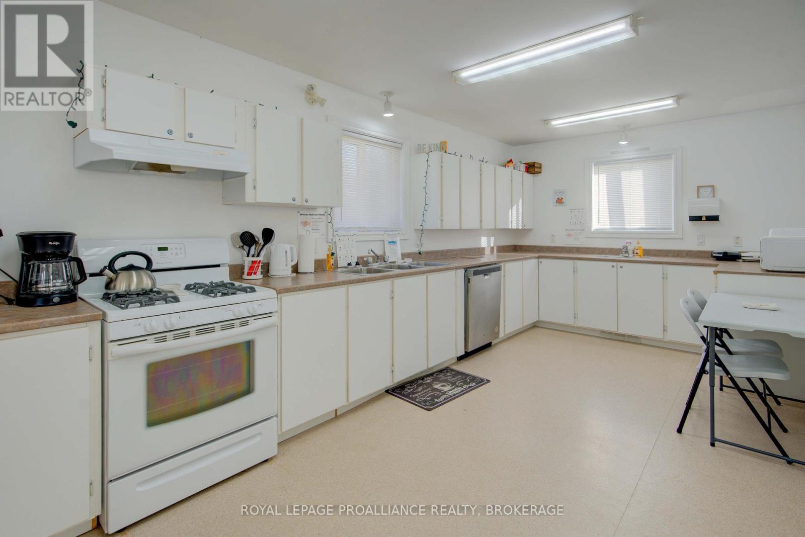 1867 CROW LAKE ROAD - 26