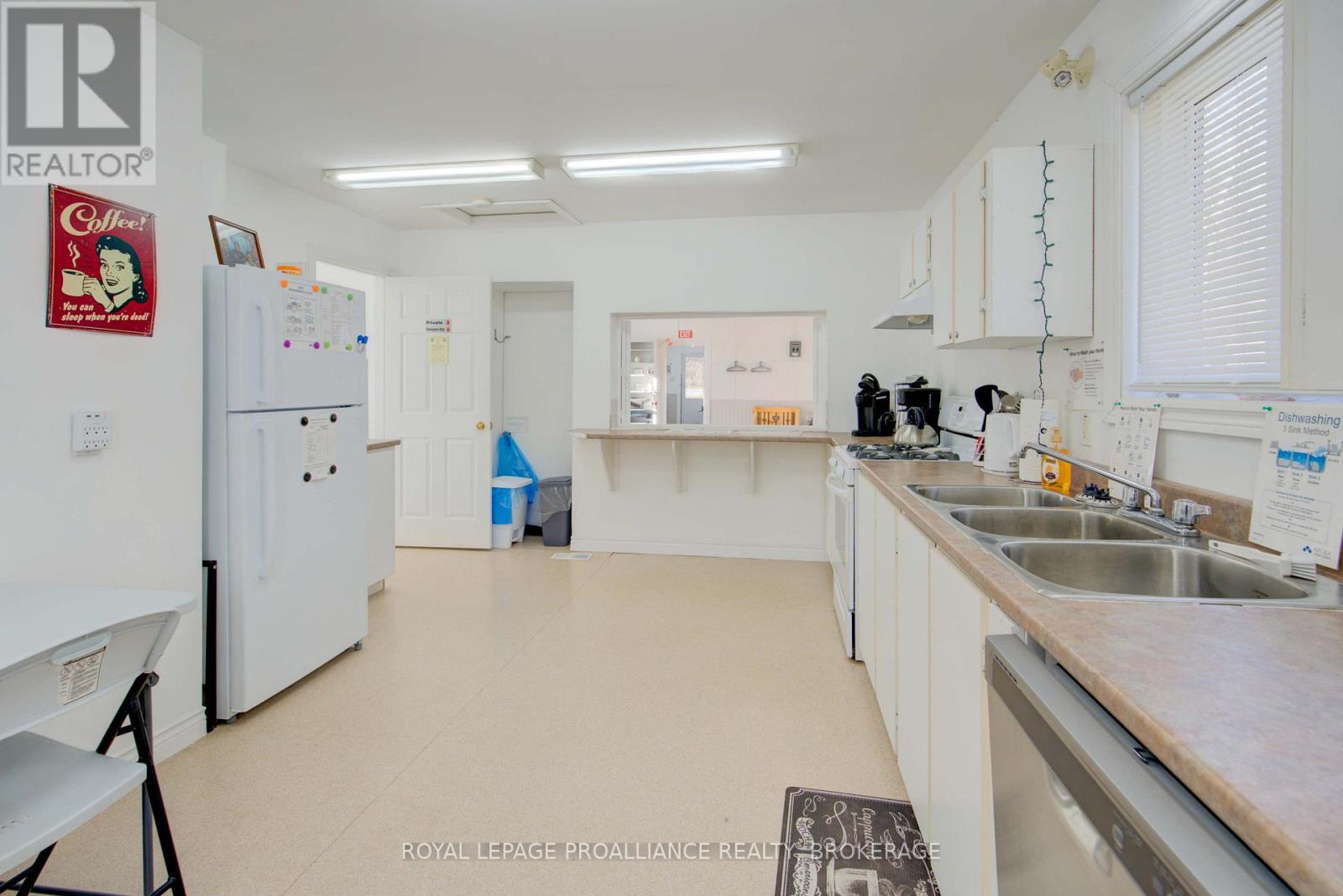 1867 CROW LAKE ROAD - 27
