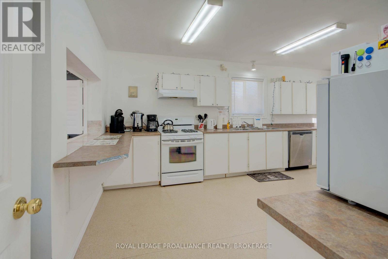 1867 CROW LAKE ROAD - 25