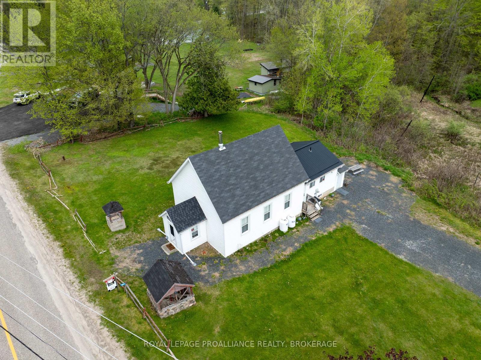 1867 CROW LAKE ROAD - 6