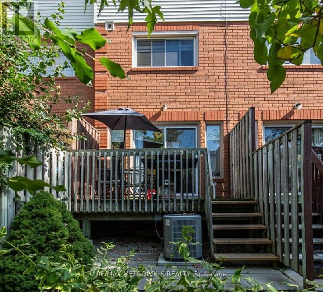 39 - 3895 DOUG LEAVENS BOULEVARD - Photo 2 of 5, Mississauga (Lisgar), Ontario