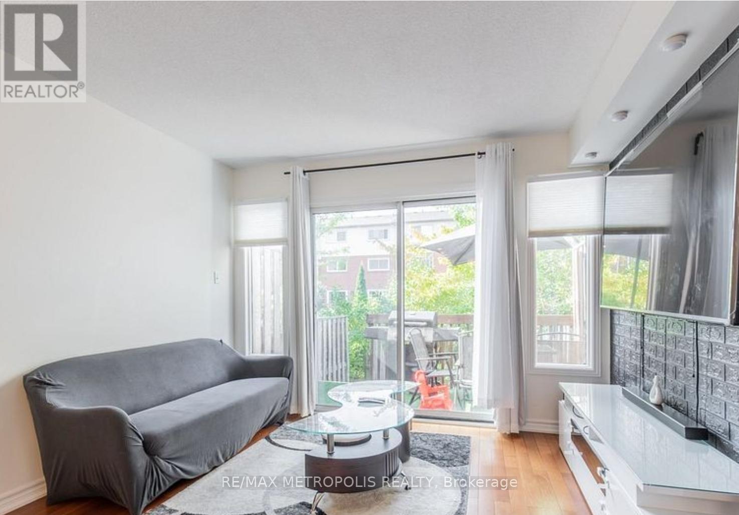 39 - 3895 DOUG LEAVENS BOULEVARD - Photo 4 of 5, Mississauga (Lisgar), Ontario