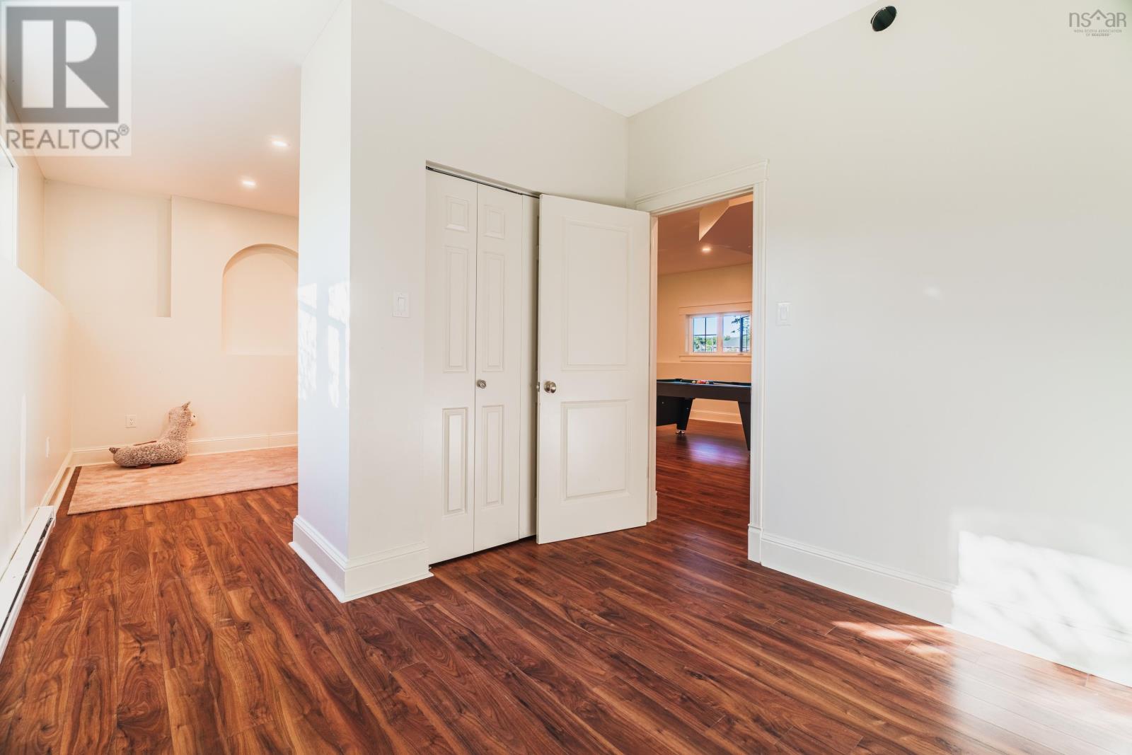 Property 39 of 45 of 11 Laurentian Drive