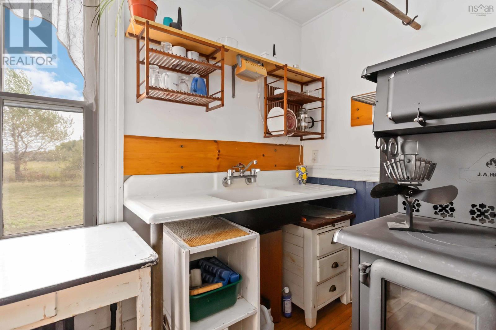 Property 36 of 50 of 581 Stanburne Road