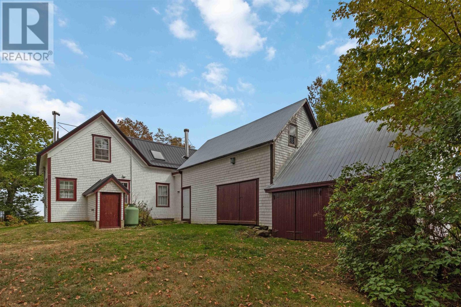 Property 21 of 50 of 581 Stanburne Road