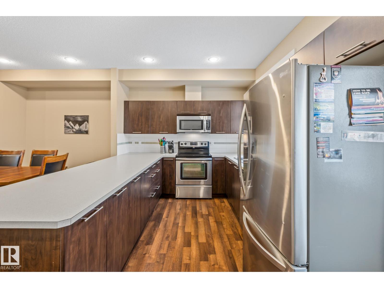 #9 6075 SCHONSEE WY NW, Edmonton