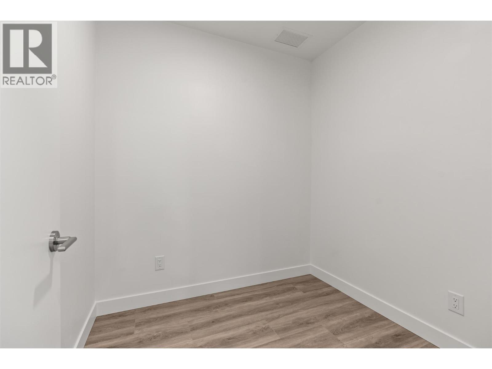 #604 2760 Olalla Road - 19