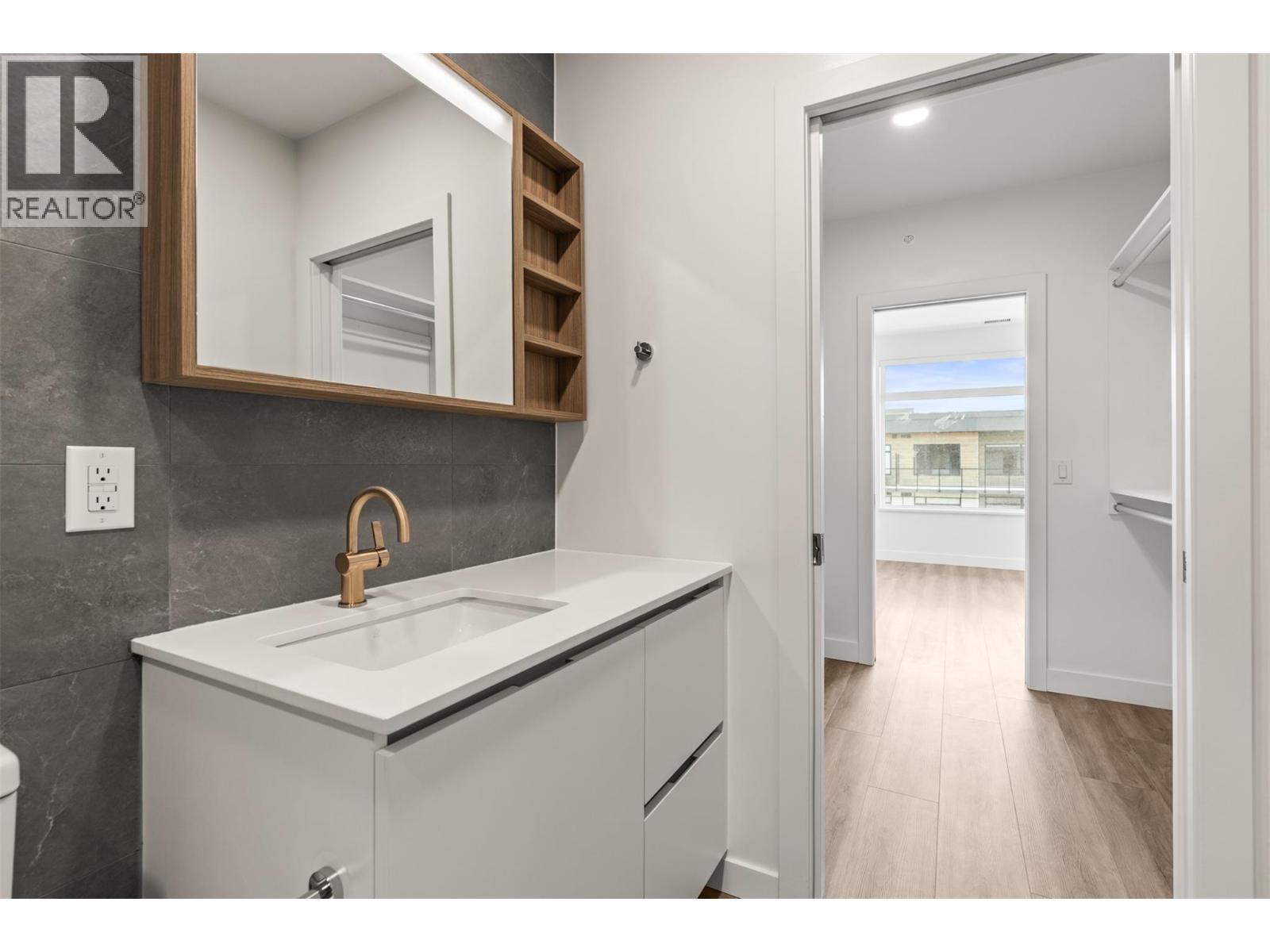 #604 2760 Olalla Road - 20