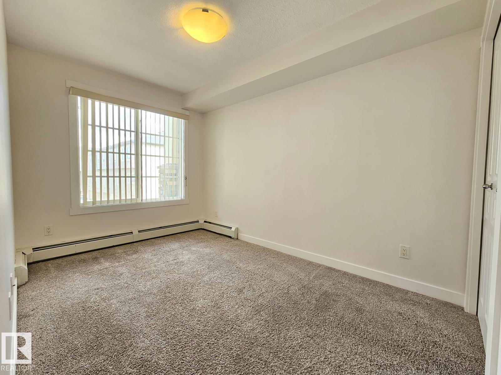 #205 3670 139 AV NW, Edmonton