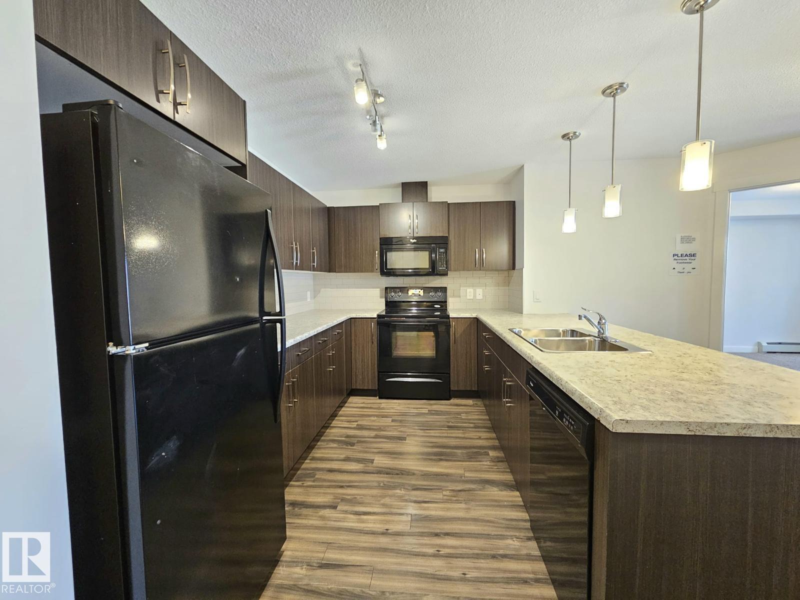 #205 3670 139 AV NW, Edmonton