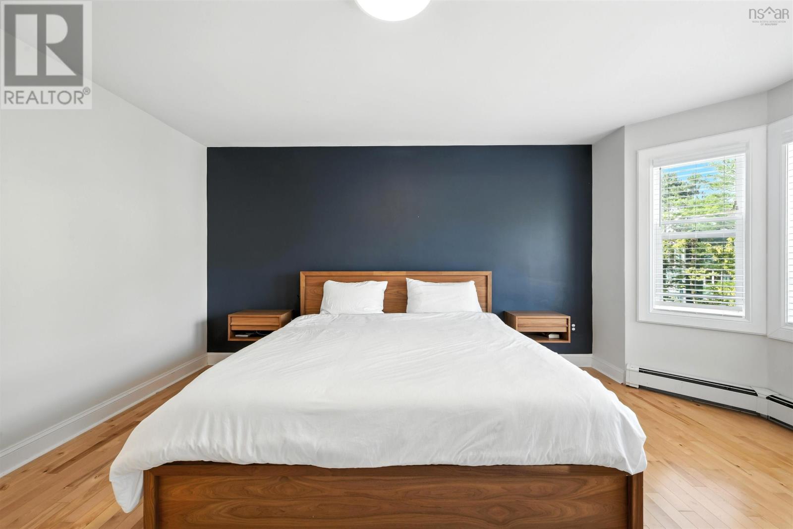 Property 46 of 47 of 221 Spinnaker Drive