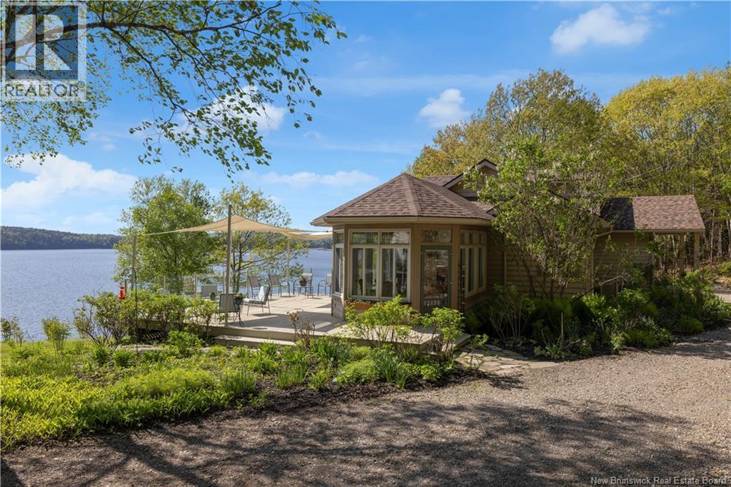 158 Hills Point Road - 1