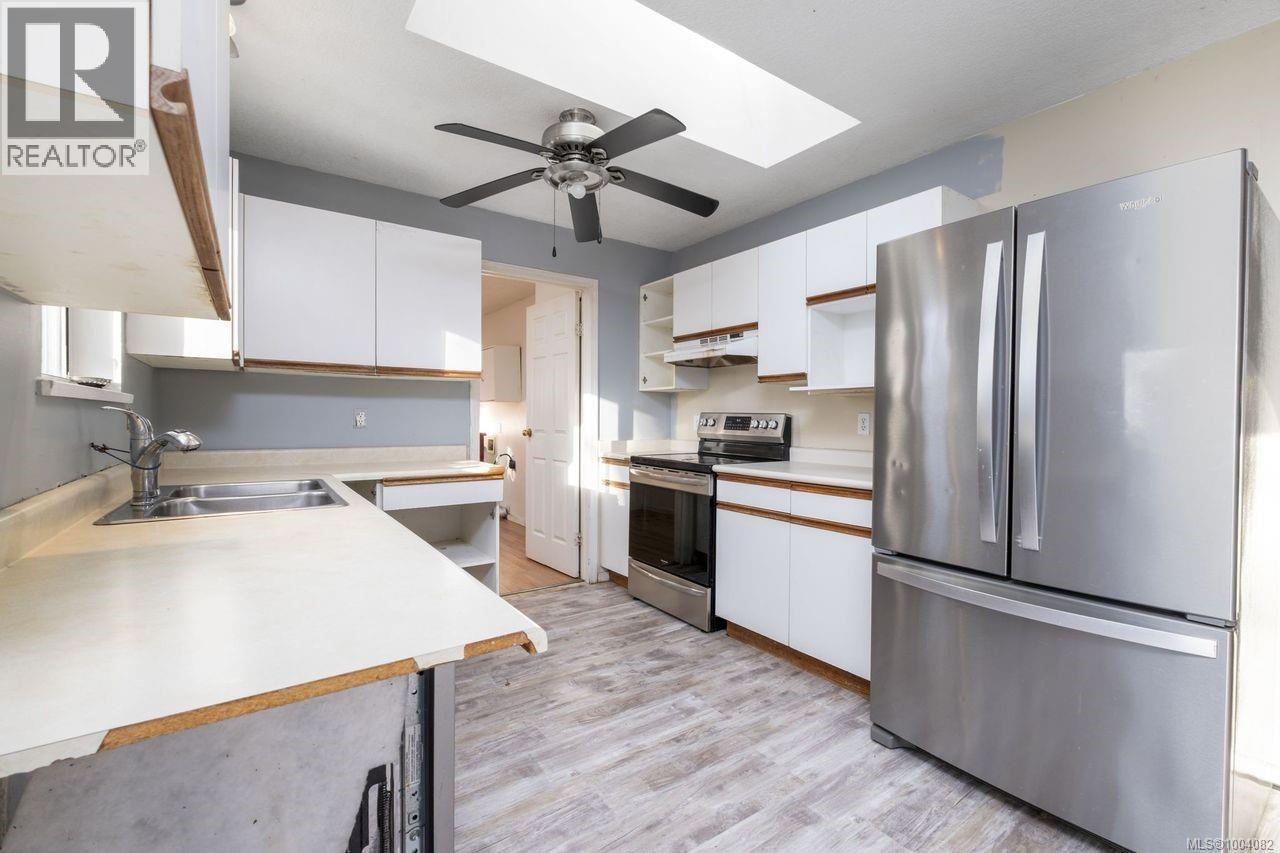 1526 Stag Rd, Campbell River