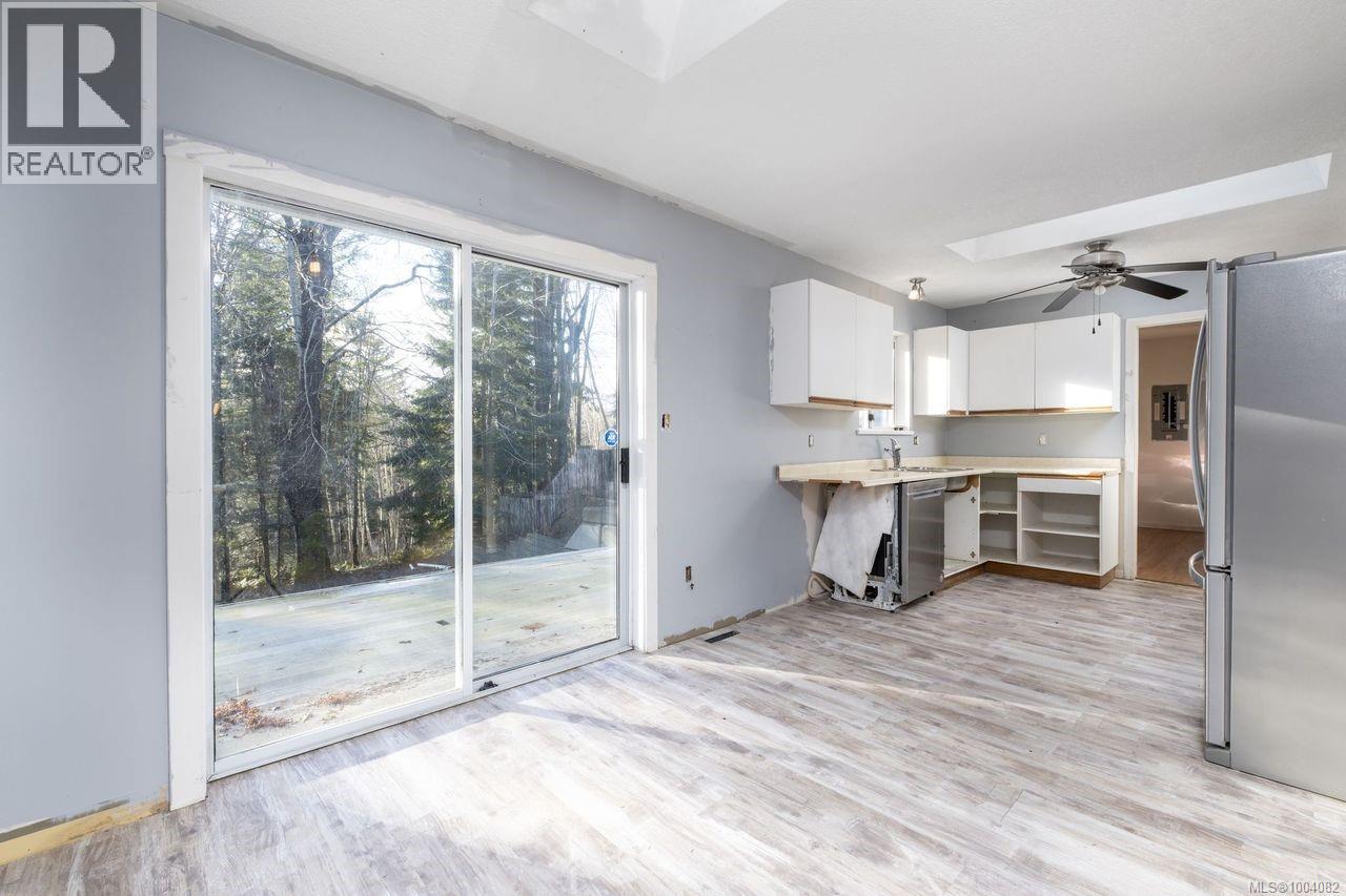 1526 Stag Rd, Campbell River