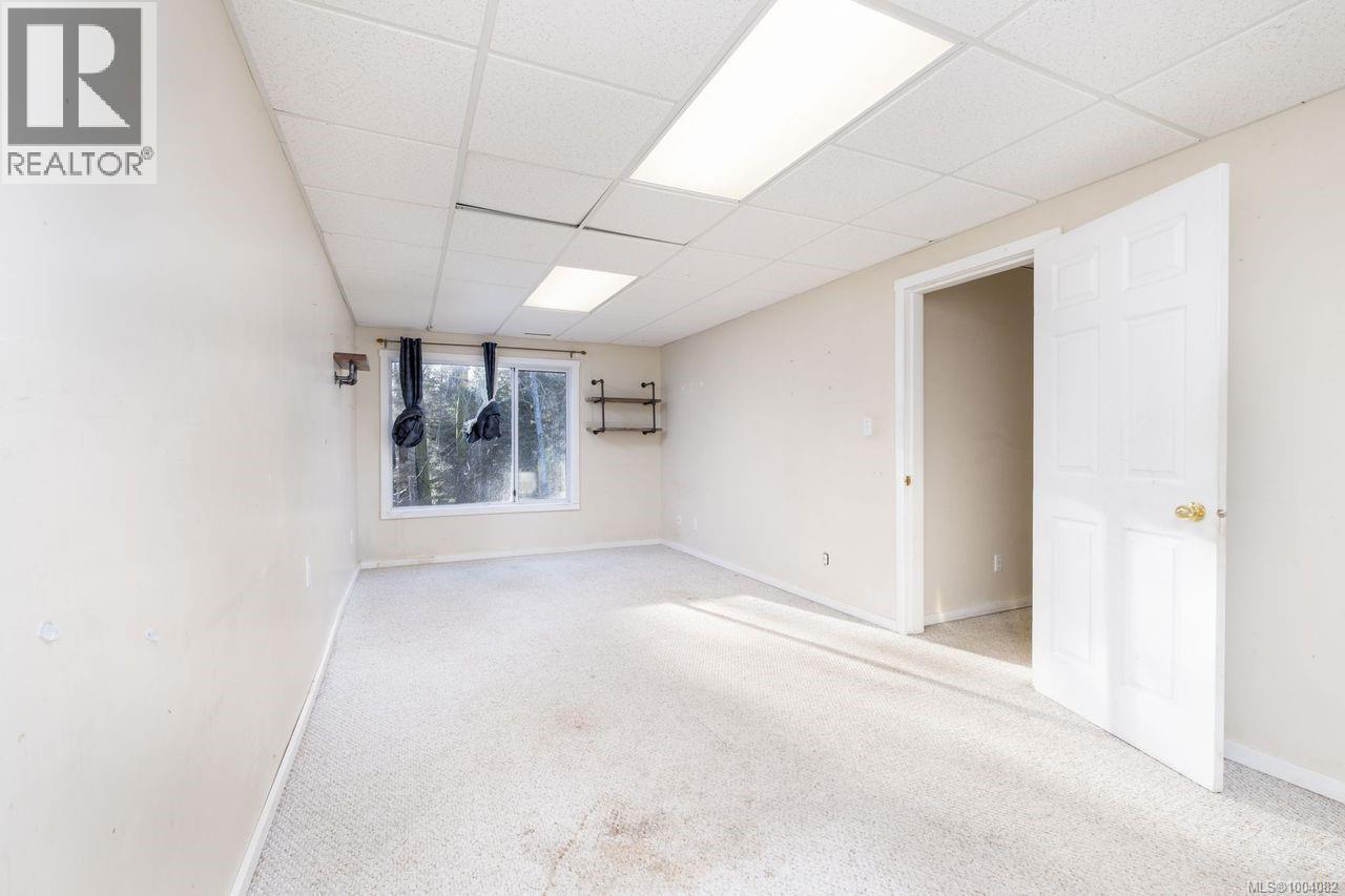 1526 Stag Rd, Campbell River