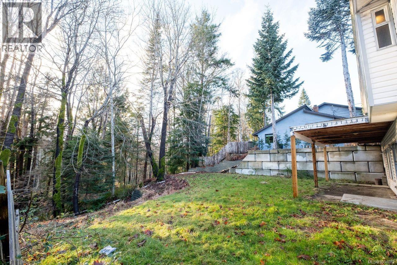 1526 Stag Rd, Campbell River