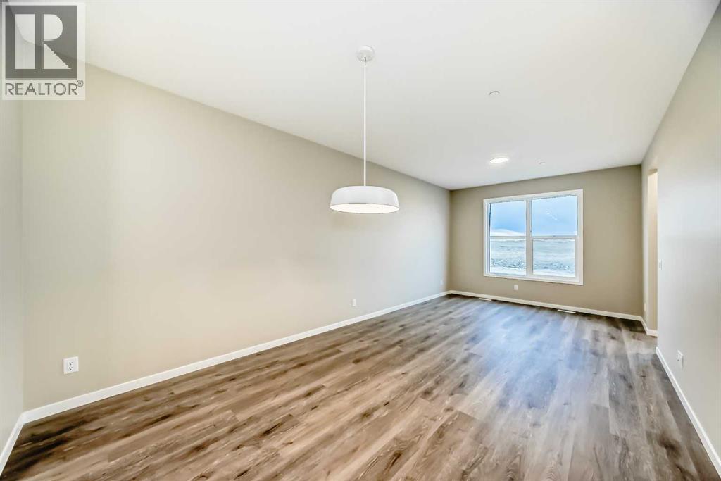 Single Family House for Sale in  Hotchkiss Road SE Hotchkiss Calgary 