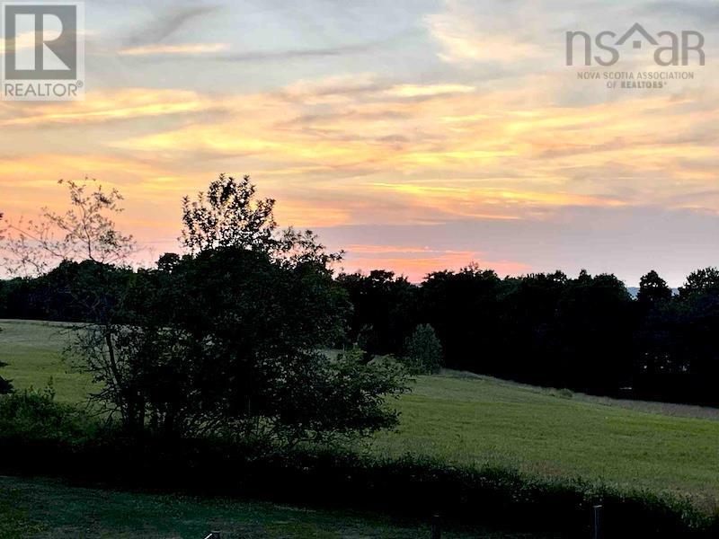 Property 25 of 50 of 387 Lawrence Road