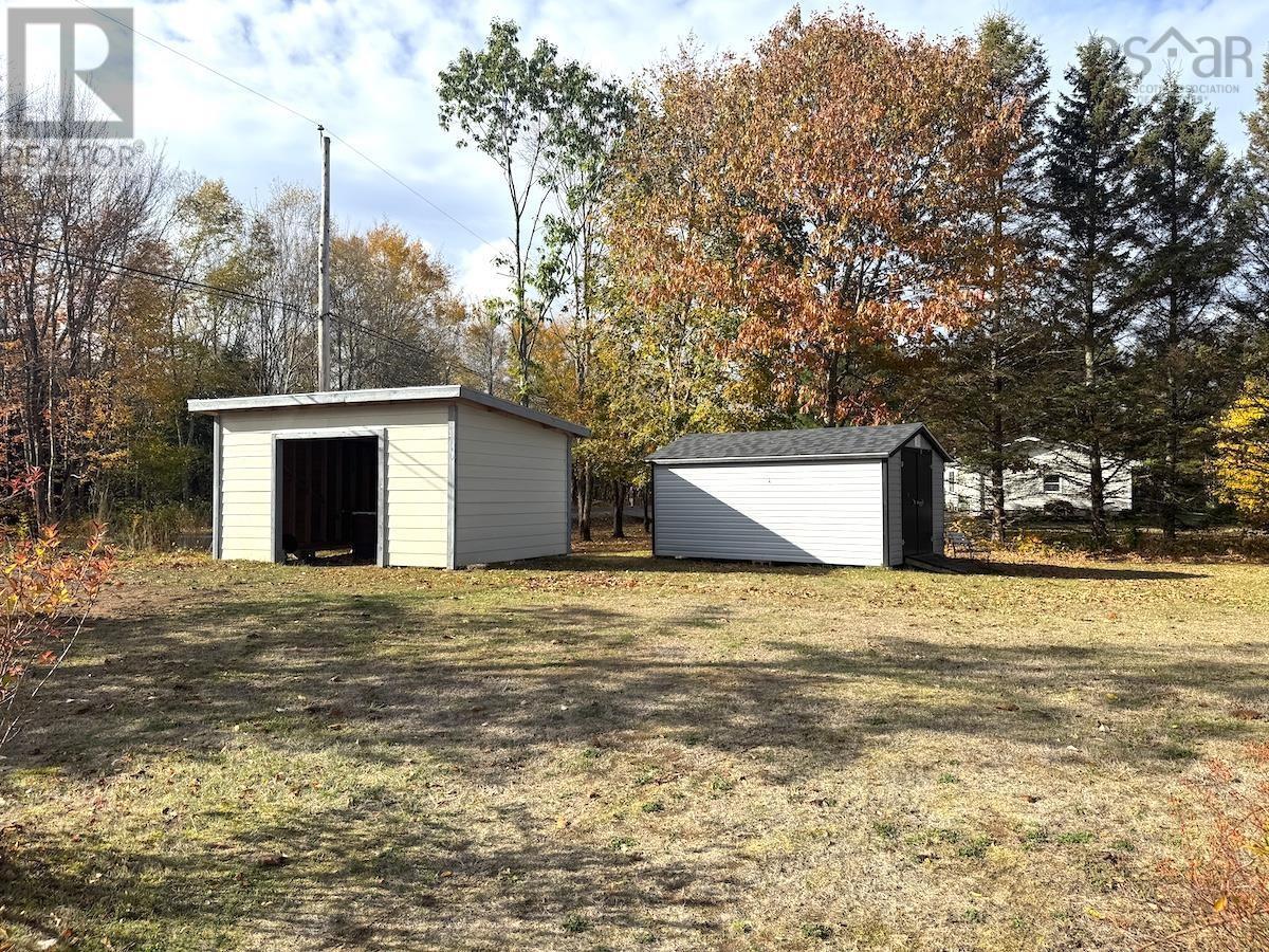 Property 23 of 50 of 387 Lawrence Road