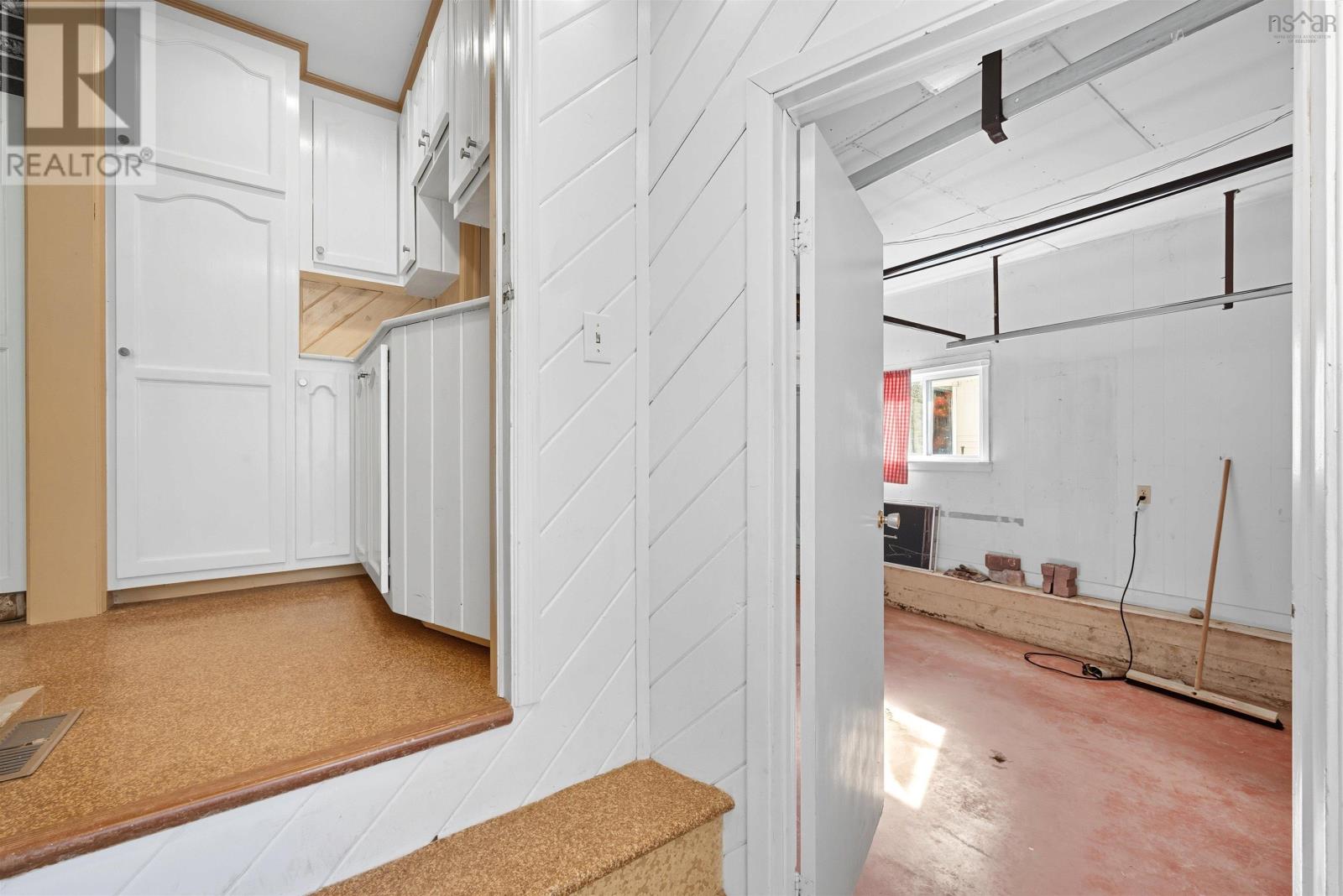 Property 39 of 50 of 206 Lakeview Road