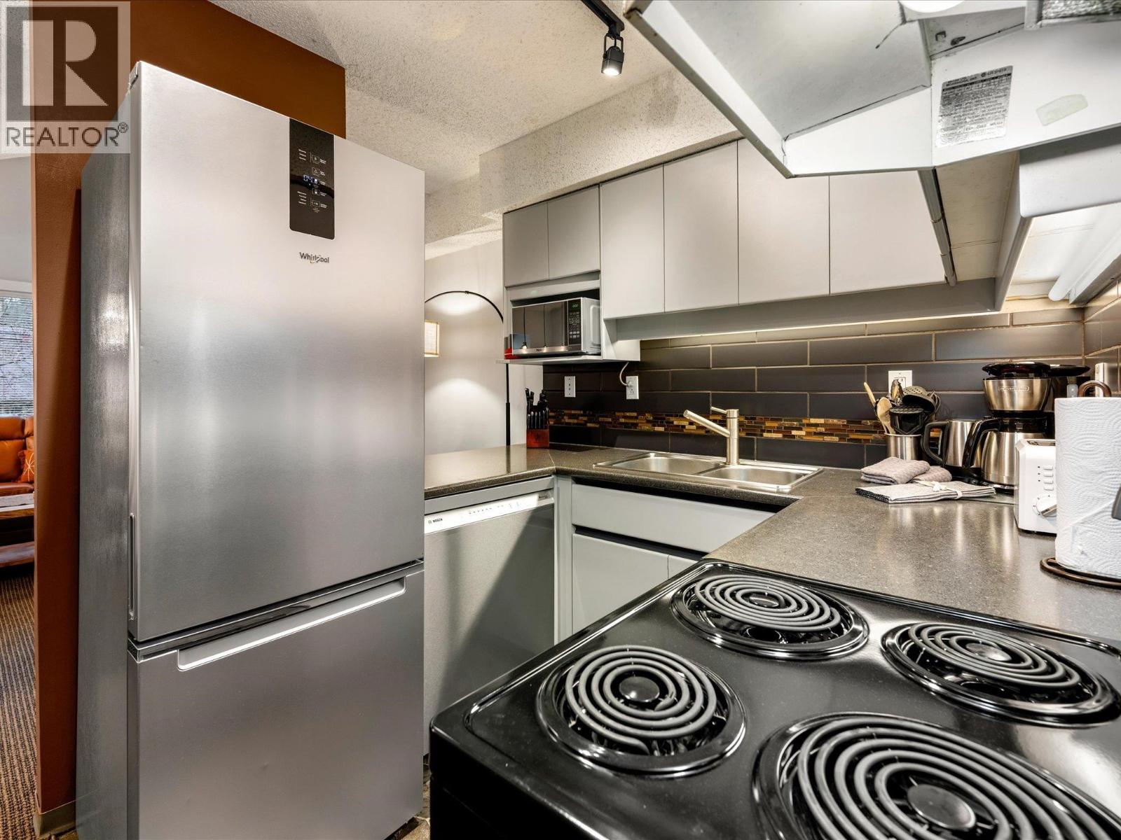 320 2021 KAREN CRESCENT, Whistler