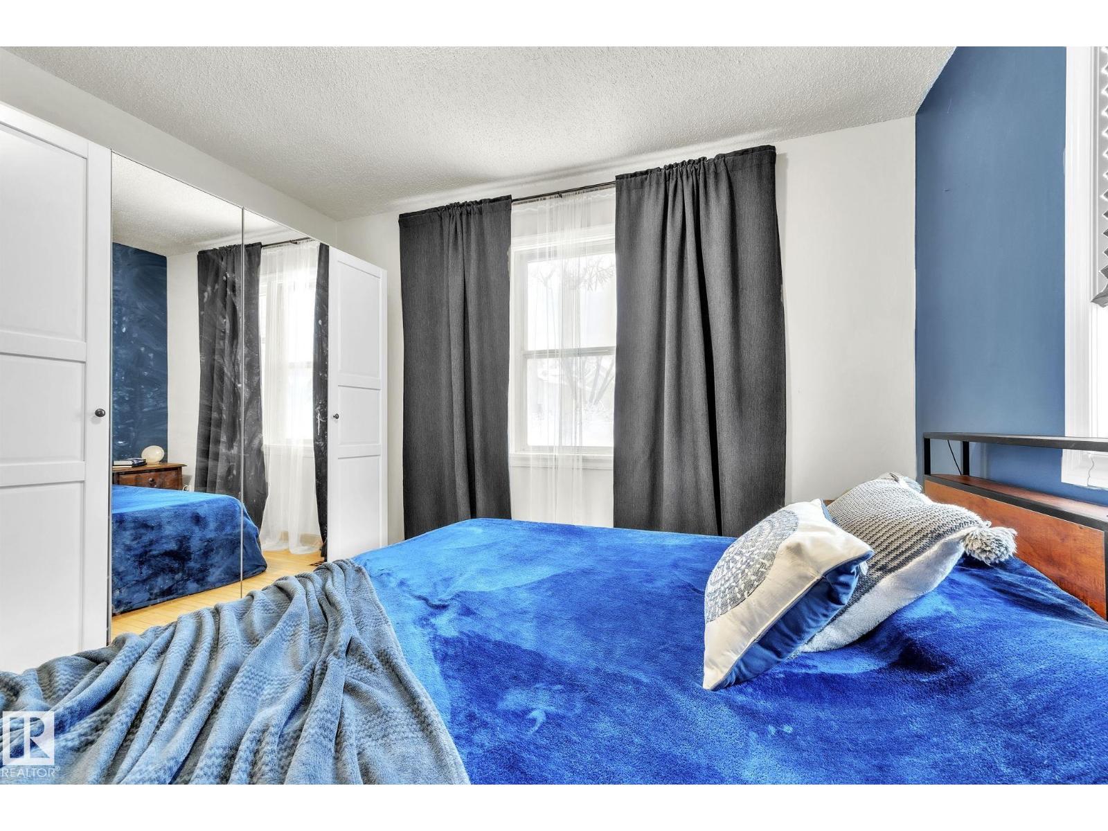 10851 92 ST NW, Edmonton