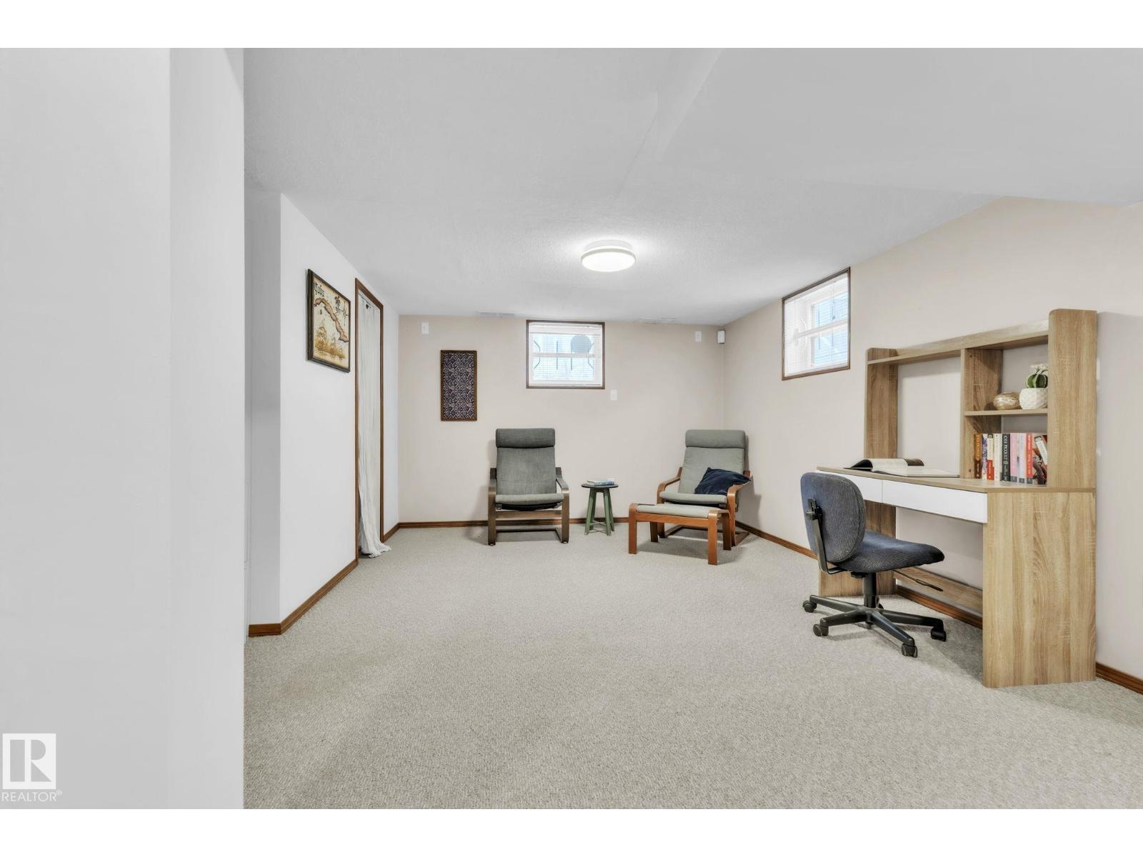 10851 92 ST NW, Edmonton