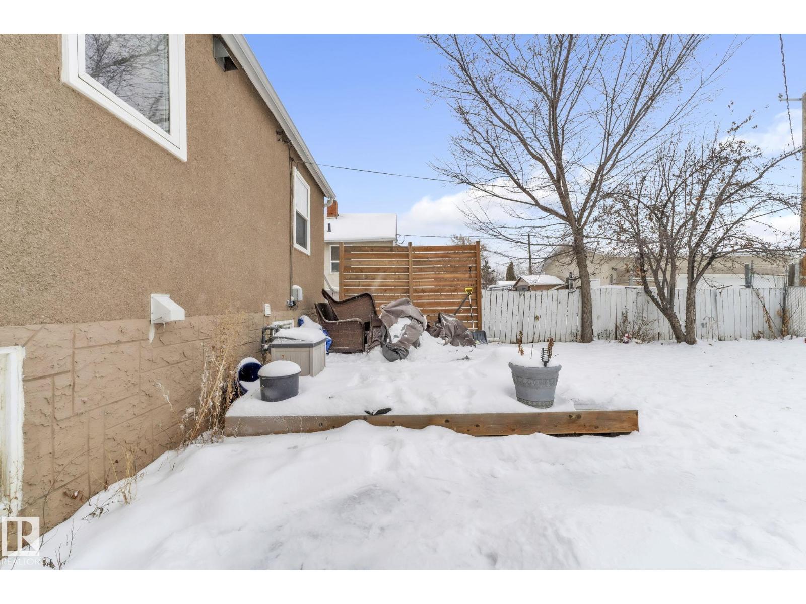 10851 92 ST NW, Edmonton