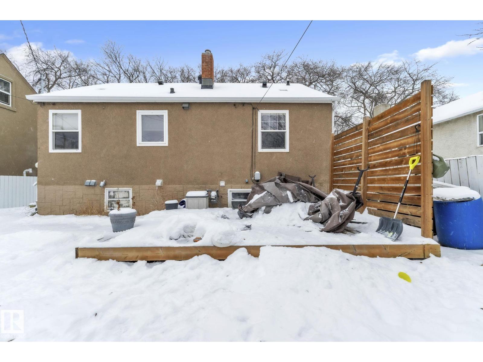 10851 92 ST NW, Edmonton