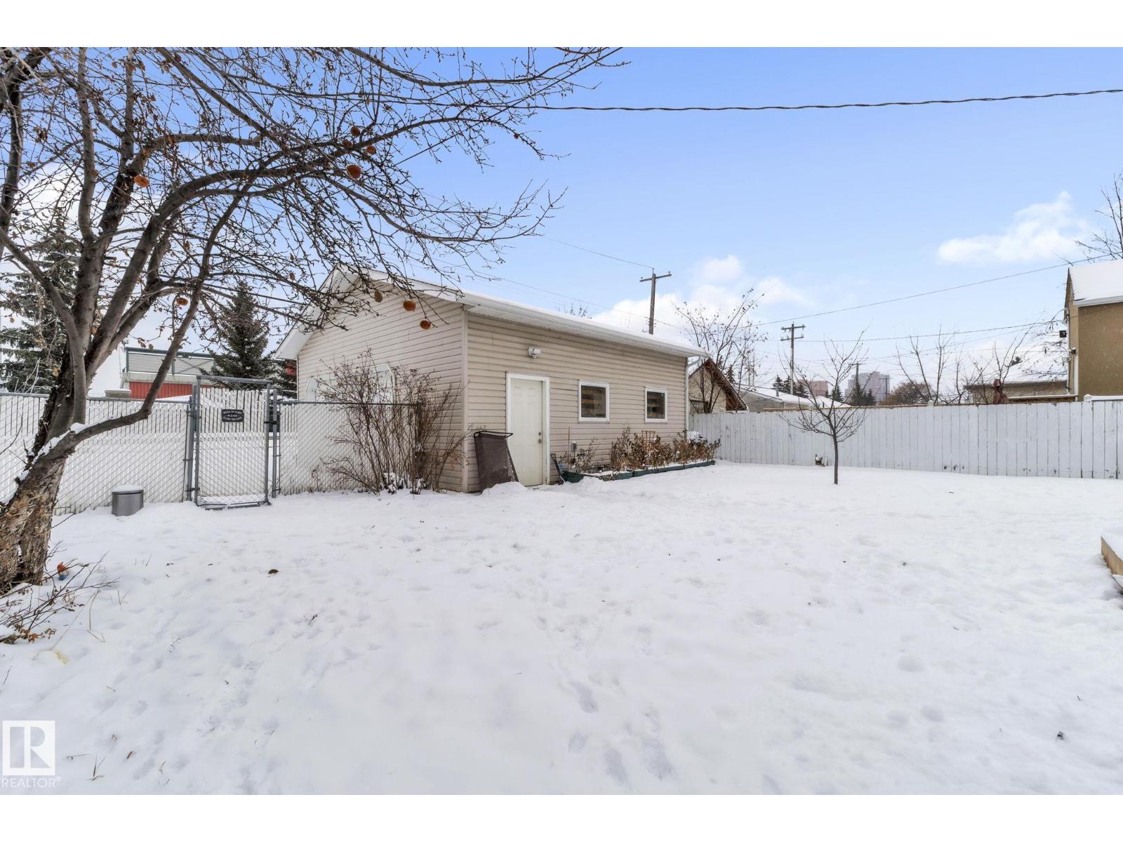 10851 92 ST NW, Edmonton