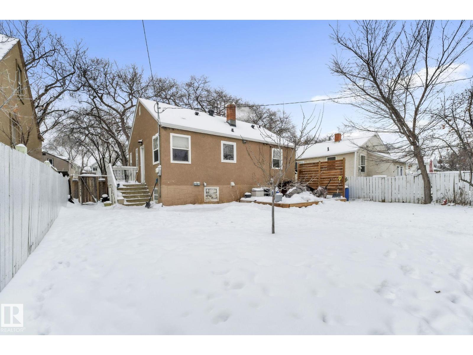 10851 92 ST NW, Edmonton