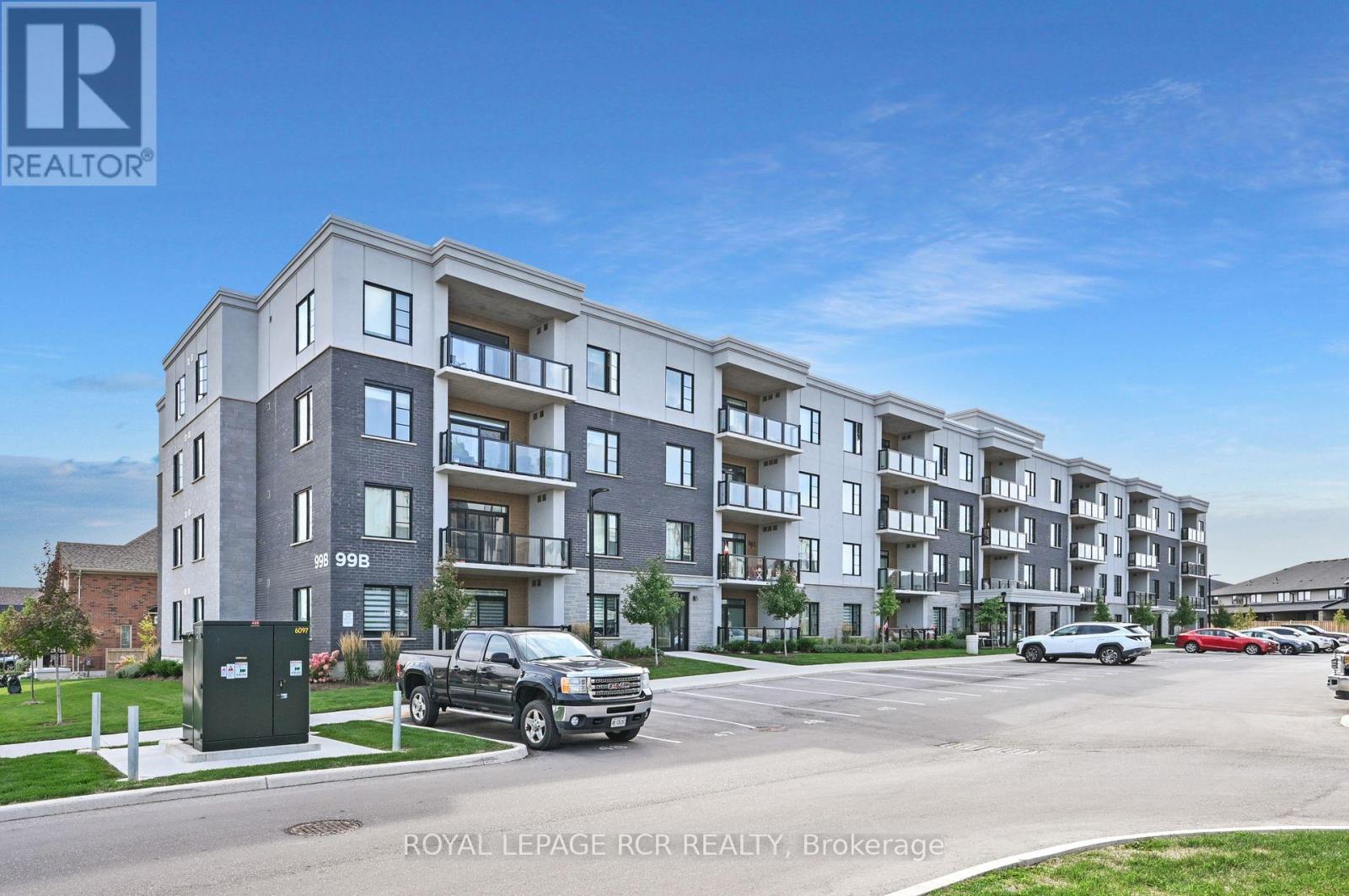 204 - 99B FARLEY ROAD - Photo 2 of 28, Centre Wellington (Fergus), Ontario