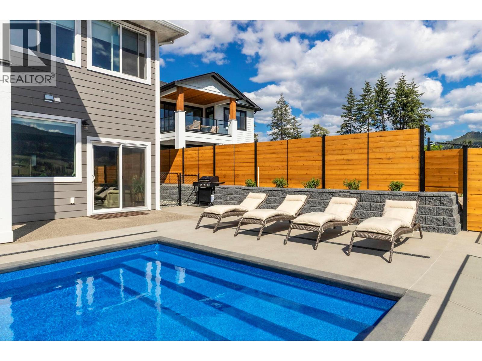  11582 Middleton Road South, Lake Country