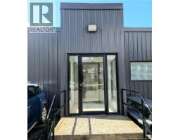 837 Prospect Street, photo 4