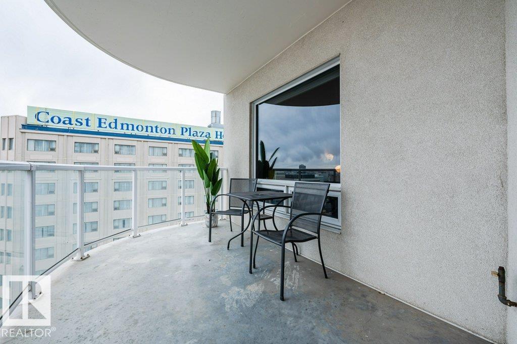 #1705 10152 104 ST NW, Edmonton