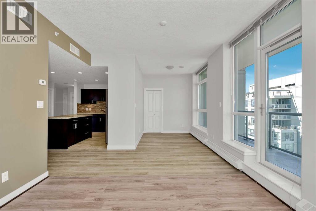 2207, 77 Spruce Place SW, Calgary, Alberta