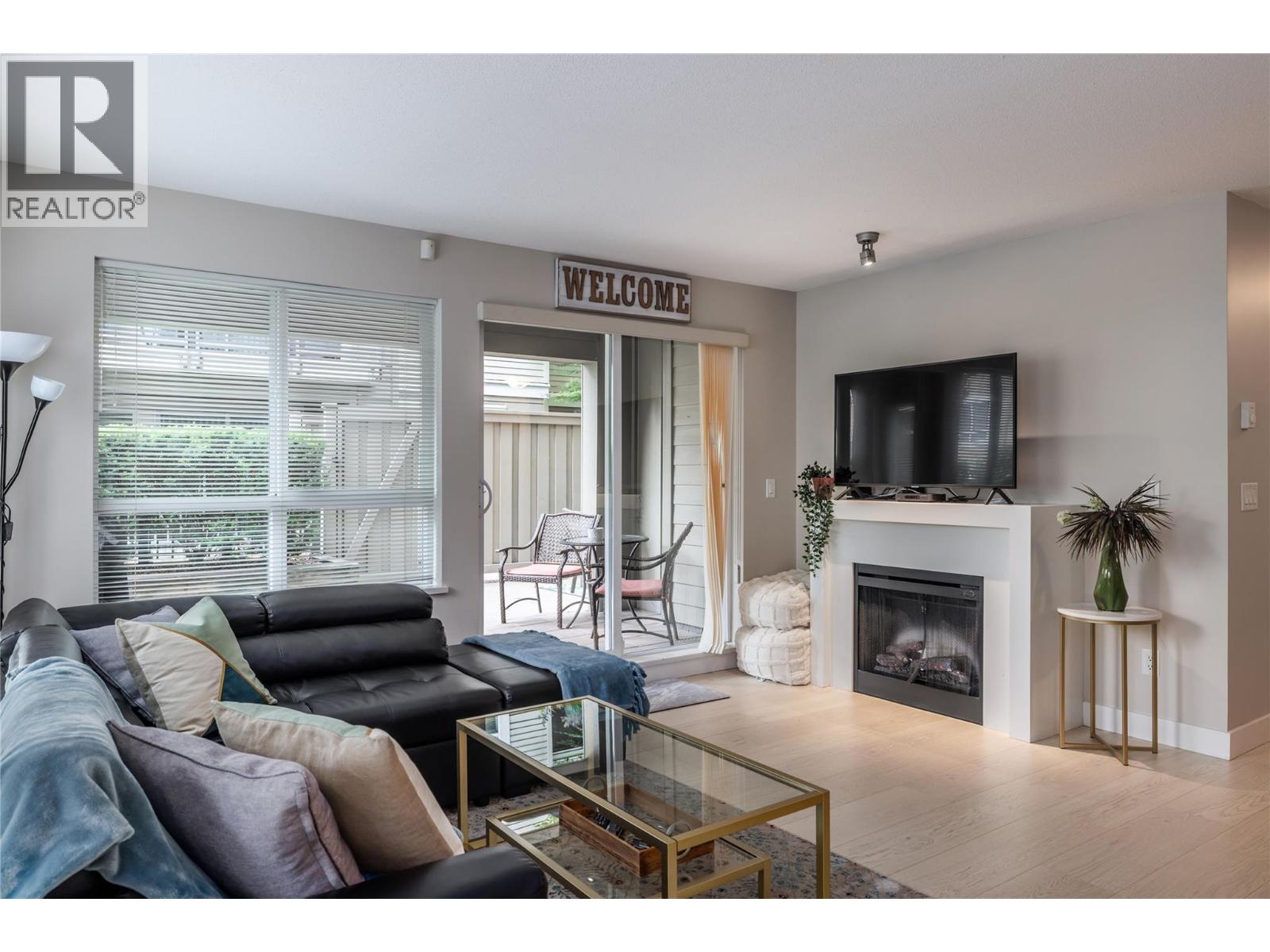 105 1093 Sunset Drive, Kelowna