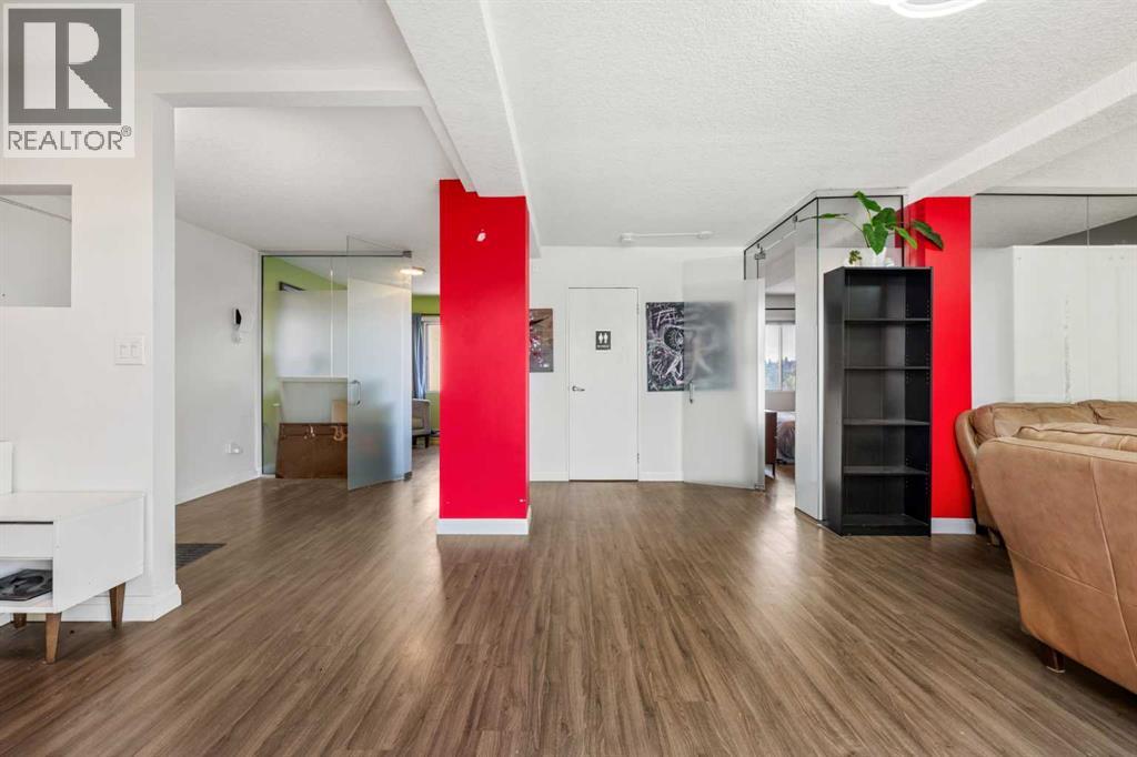 Single Family House for Sale in   th Avenue SW Cliff Bungalow Calgary 