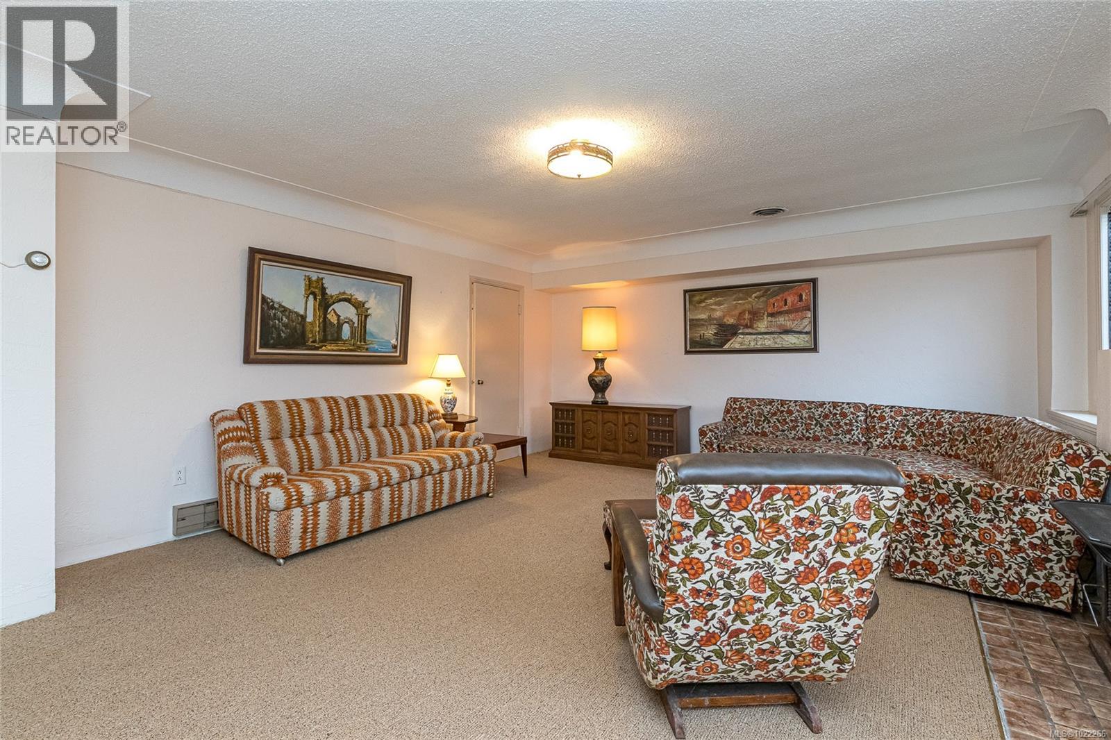  1178 Rhoda Lane, Esquimalt