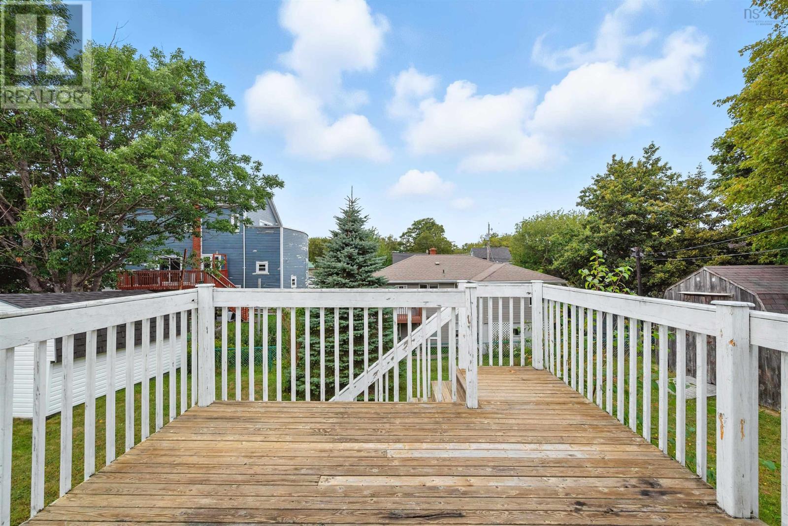 Property 27 of 38 of 81 Adelaide Avenue