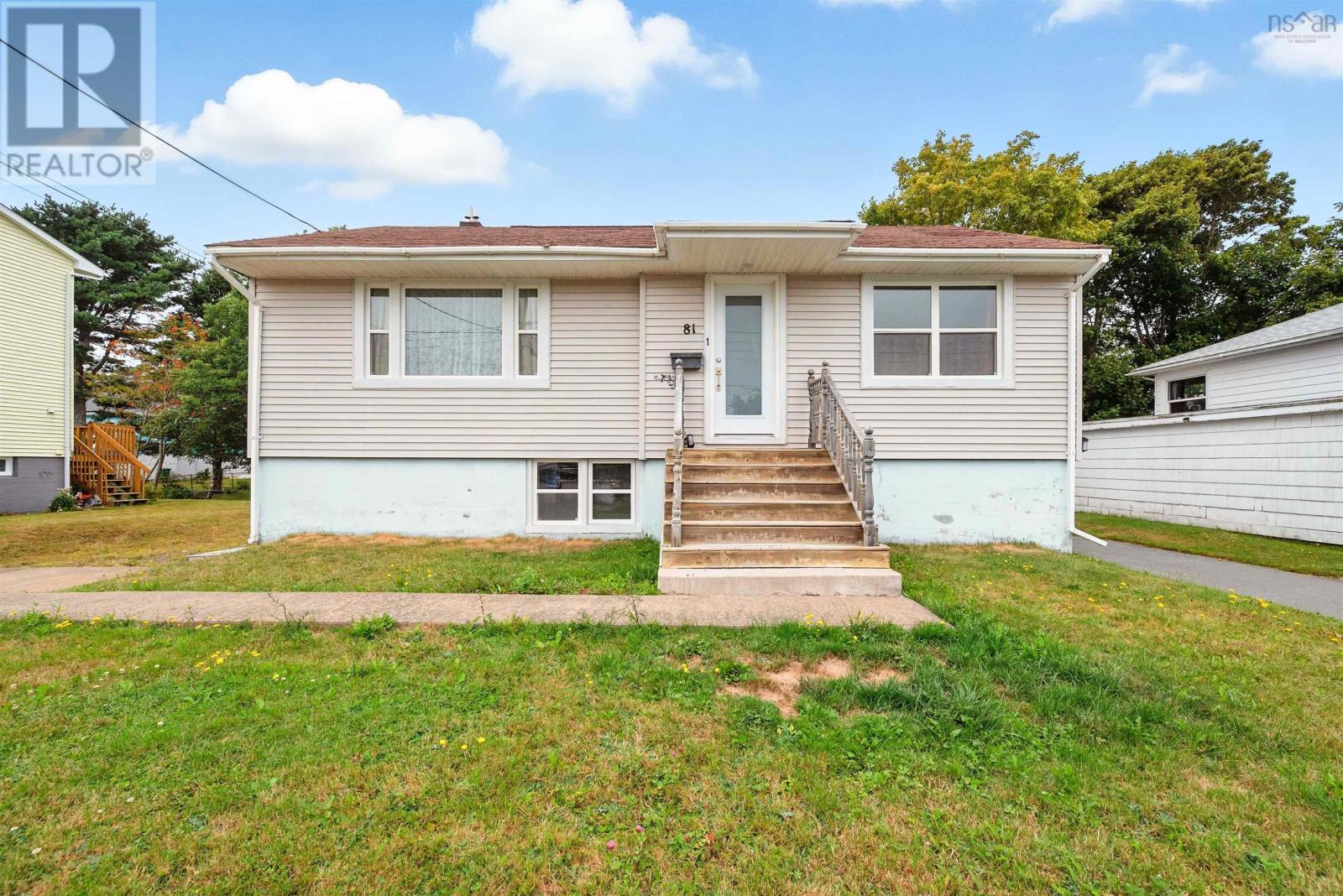 Property 18 of 38 of 81 Adelaide Avenue