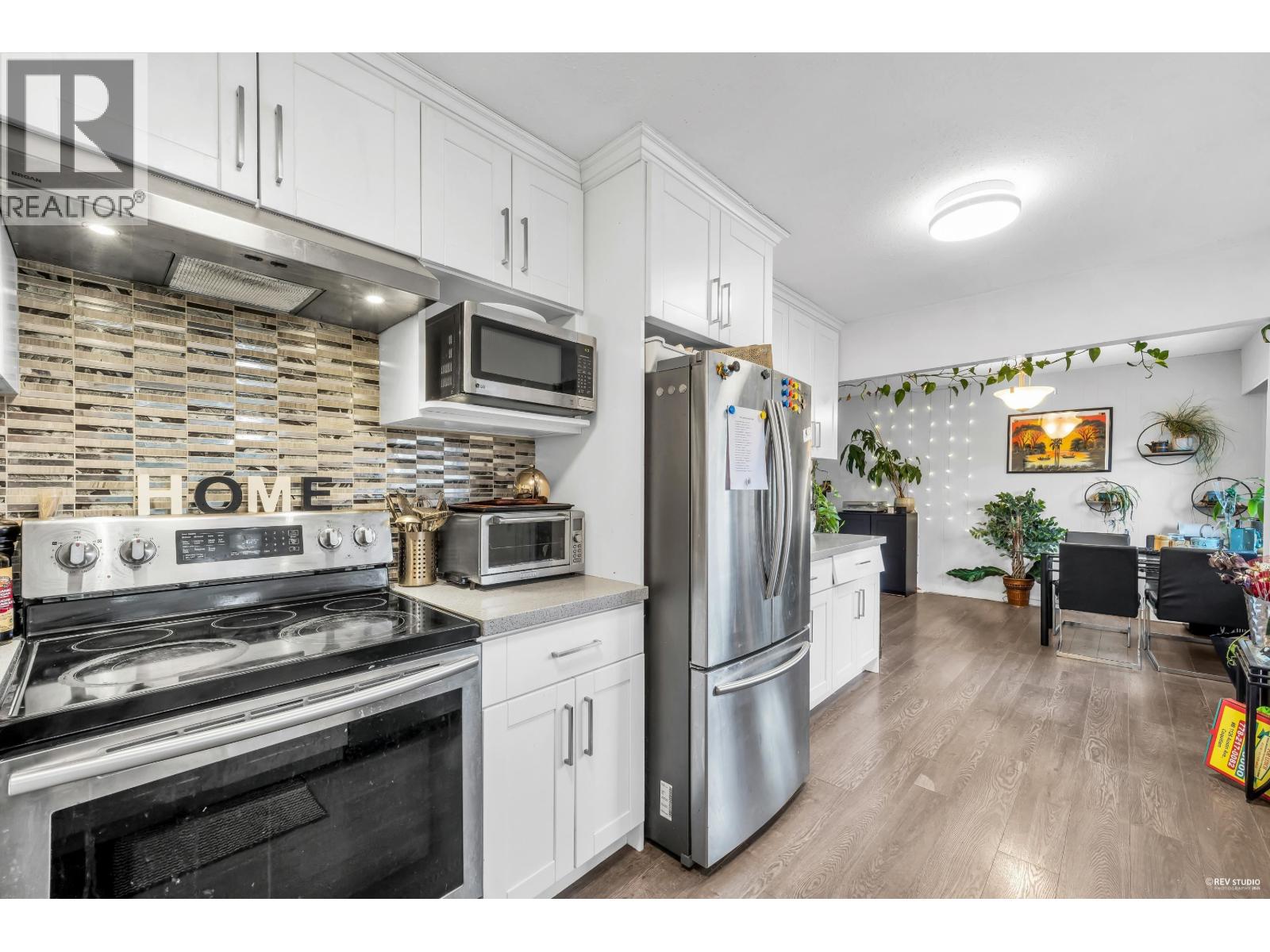 673 LOWELL COURT, Coquitlam