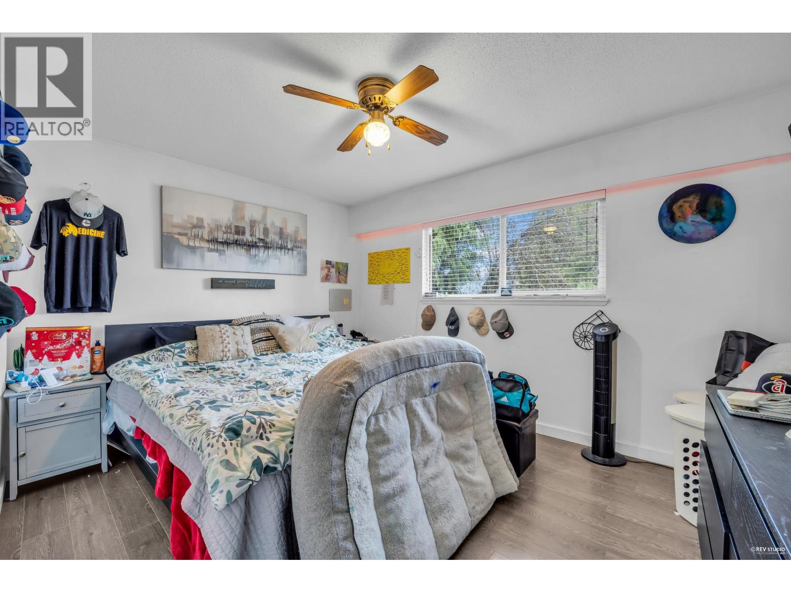 673 LOWELL COURT, Coquitlam