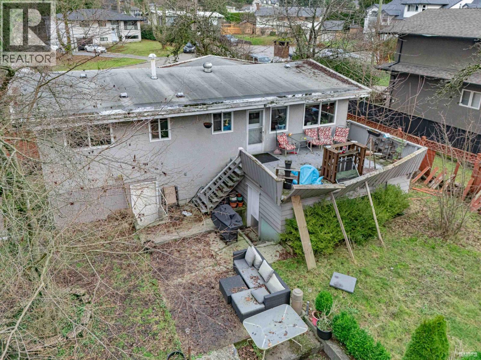 673 LOWELL COURT, Coquitlam