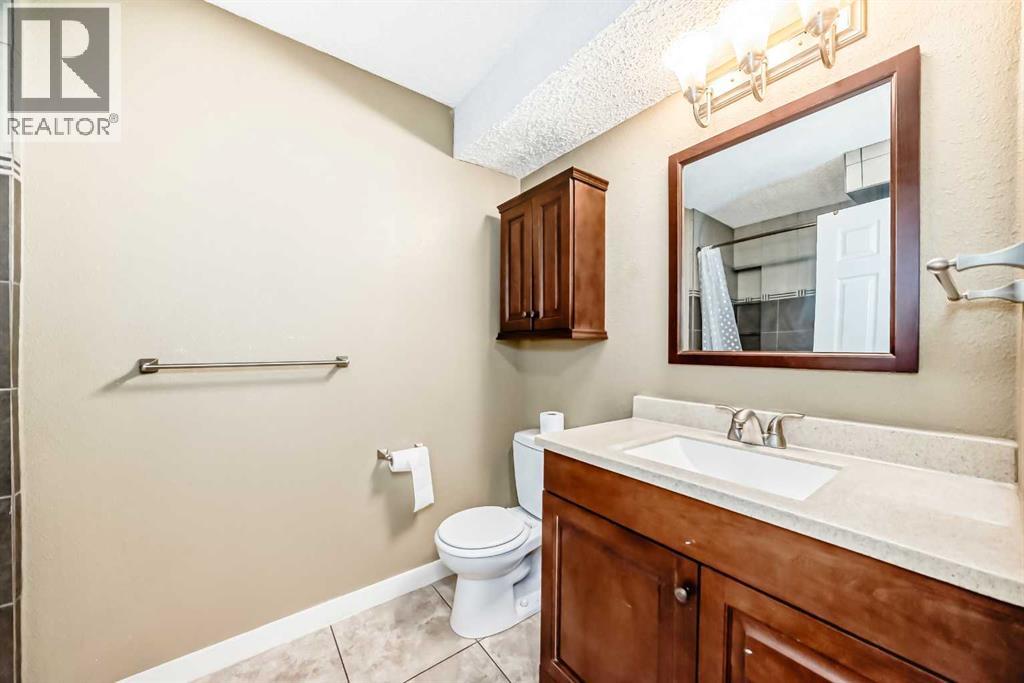 Single Family House for Sale in    Avenue SW Kelvin Grove Calgary 