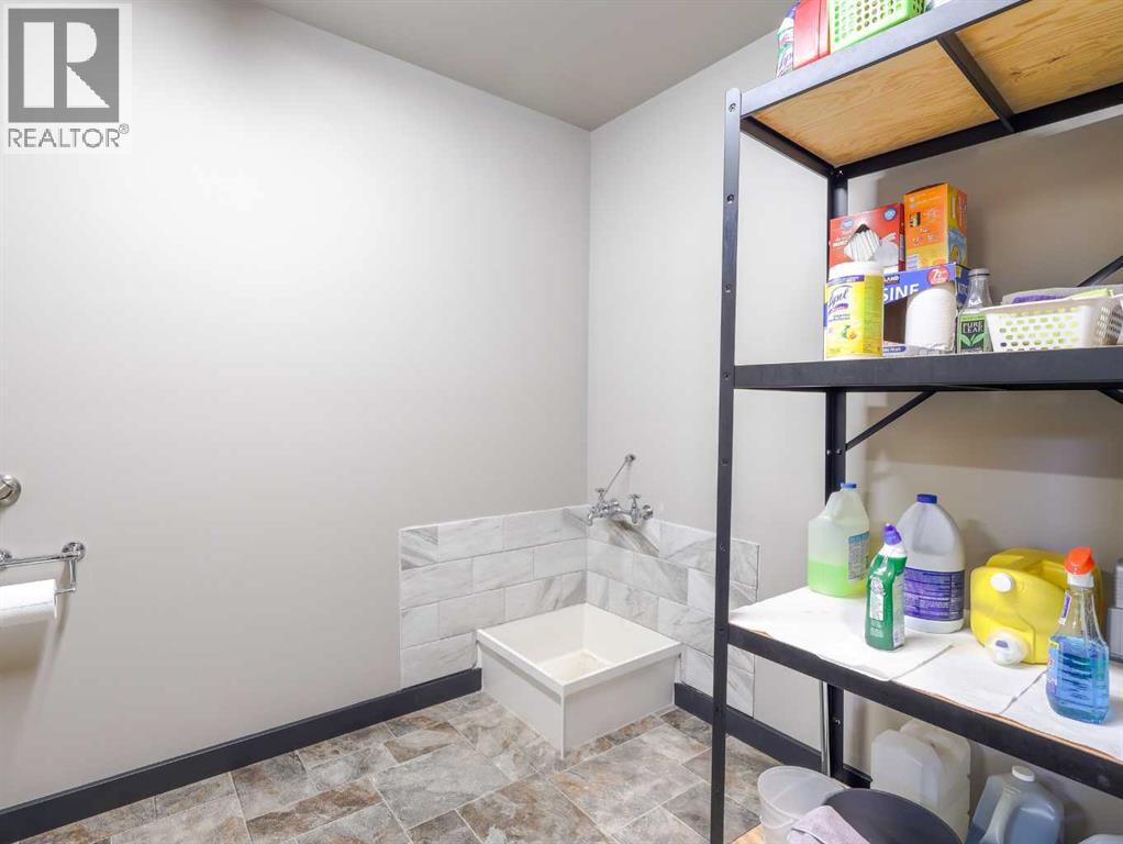 Retail for Sale in   Street Westgate Stettler 