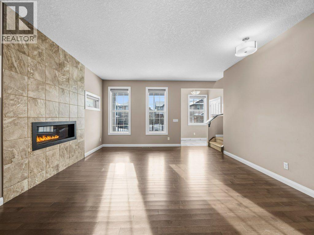 Single Family House for Sale in  Evanston Drive NW Evanston Calgary 