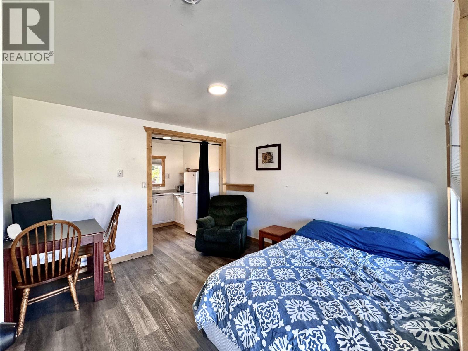 1300 2ND AVENUE - 7