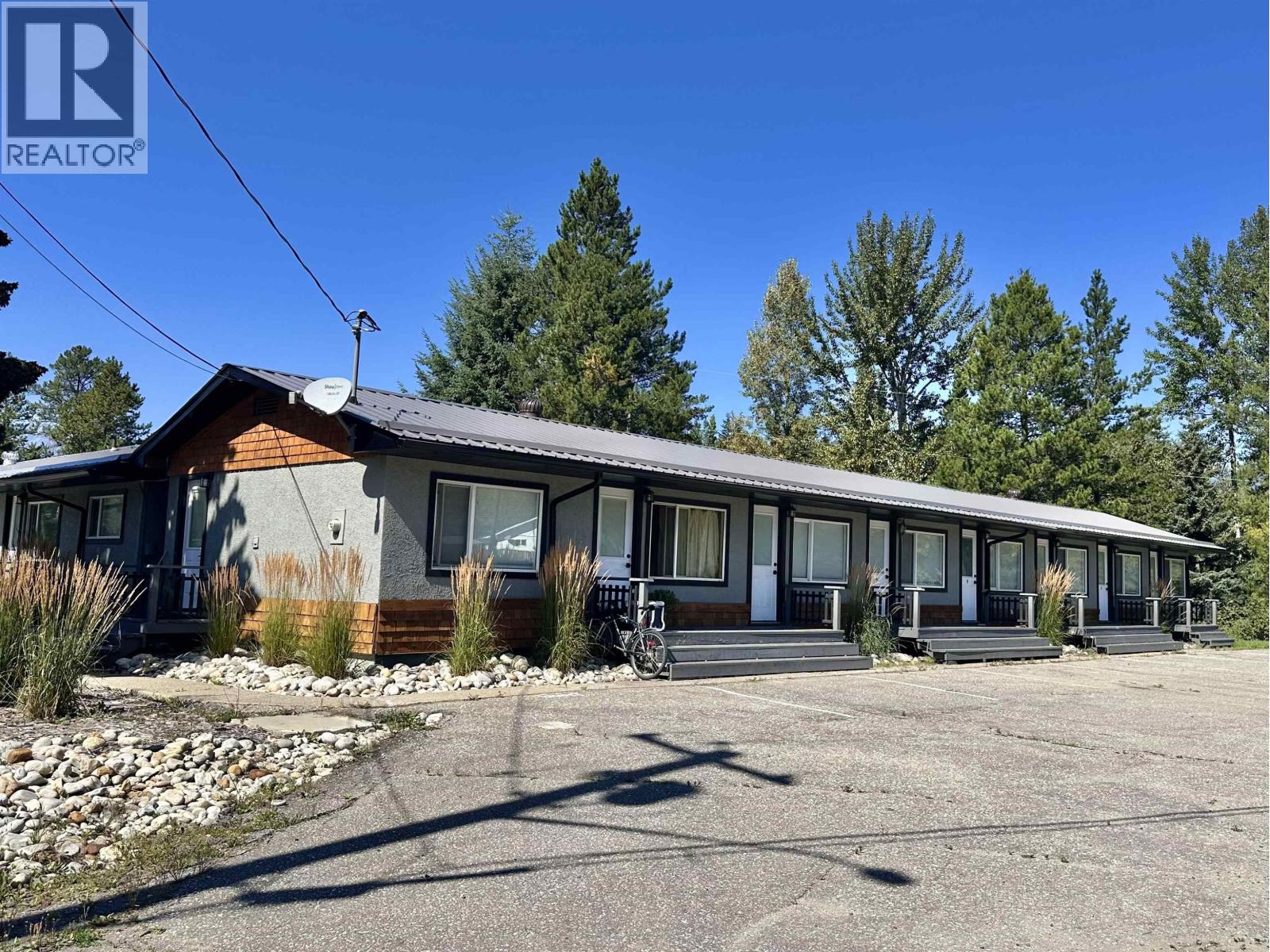 1300 2ND AVENUE - 3