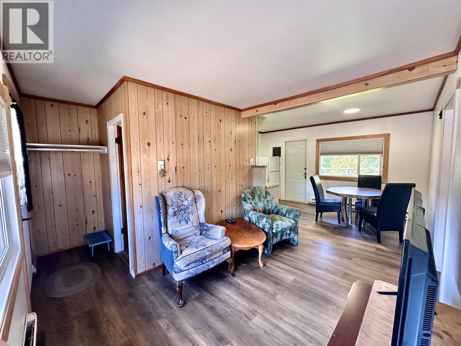 1300 2ND AVENUE - 15